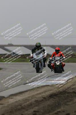 media/Nov-29-2025-TrackDaz (Sat) [[10ae2d9bce]]/C Group/Session 4 (Wheelie Bump)/